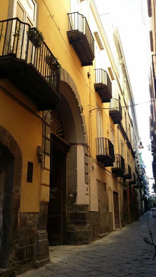 In...Napoli B&B Exterior photo